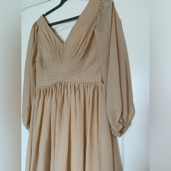 Long sleeve tan maxi formal dress - Picture 2 of 5